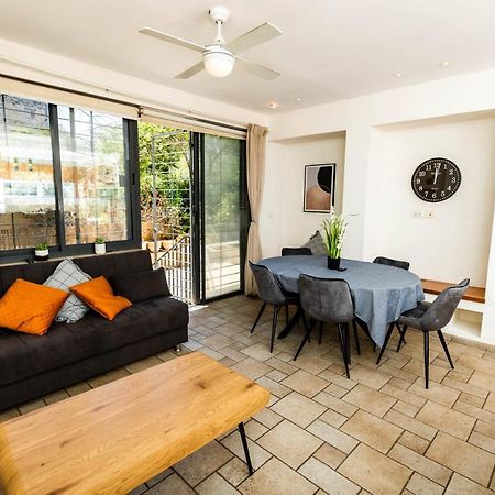 القدس Central On Hapalmach- 3-Bdr Apartment المظهر الخارجي الصورة